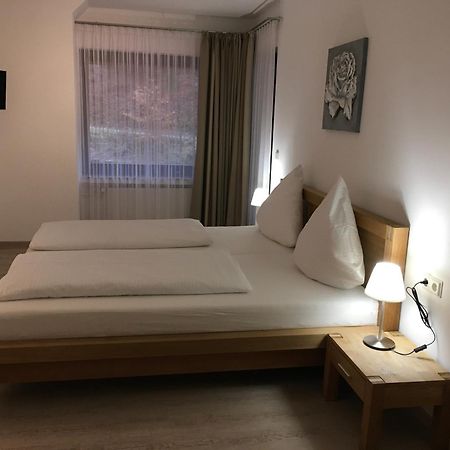 Hotel-Pension Zum Paradies Willingen  Zewnętrze zdjęcie