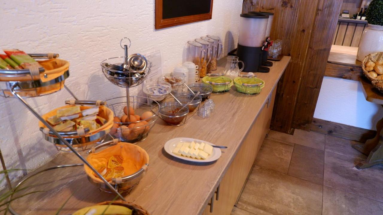 Hotel-Pension Zum Paradies Willingen  Zewnętrze zdjęcie