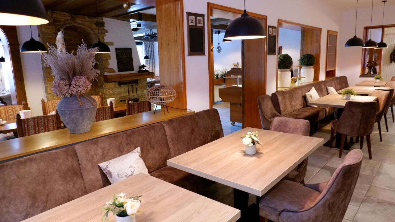 Hotel-Pension Zum Paradies Willingen  Zewnętrze zdjęcie