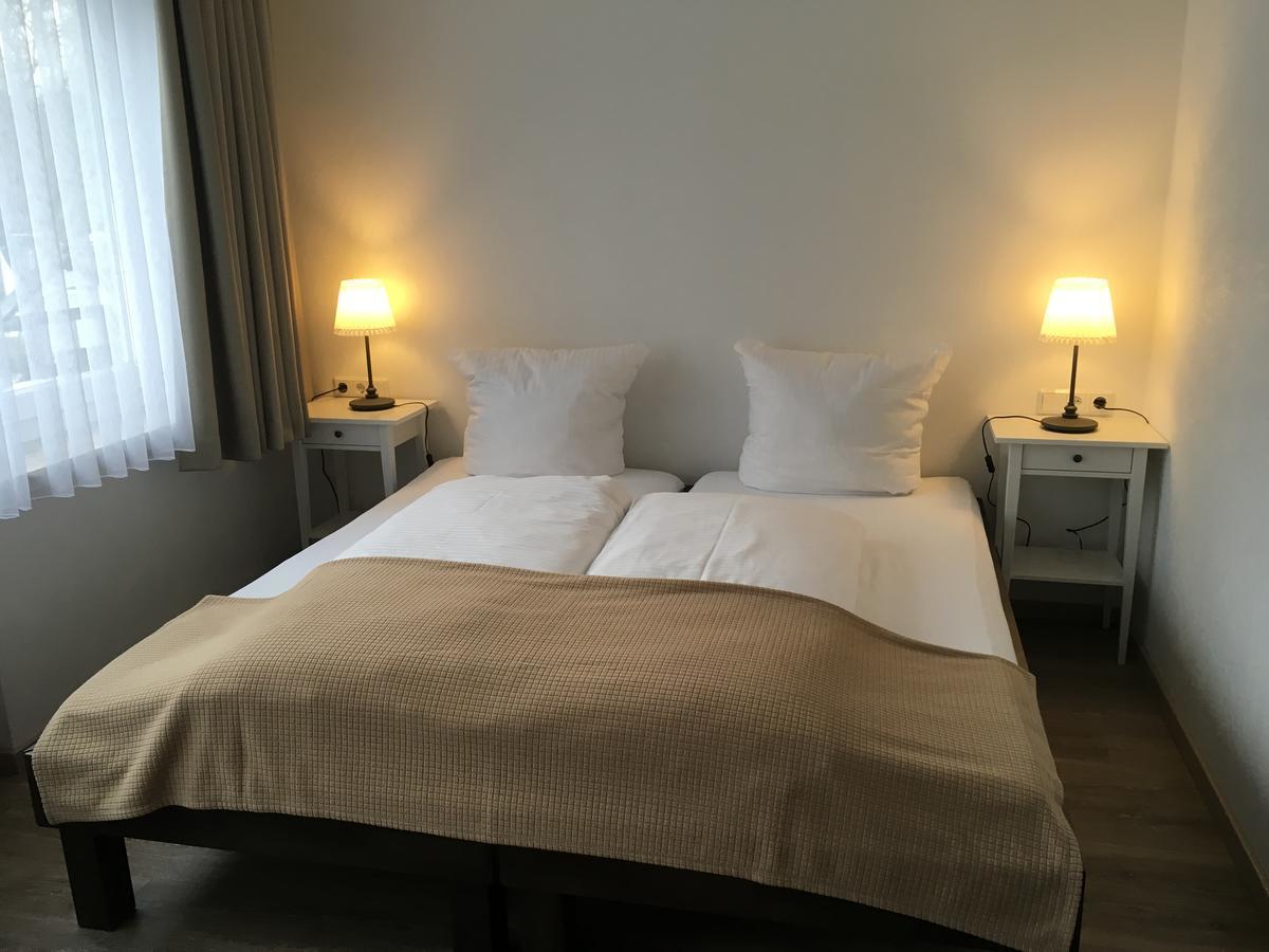 Hotel-Pension Zum Paradies Willingen  Zewnętrze zdjęcie